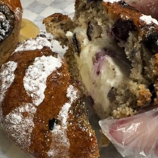 Cream Cheese Stuffed Blueberry Bagel Bites (has dairy)