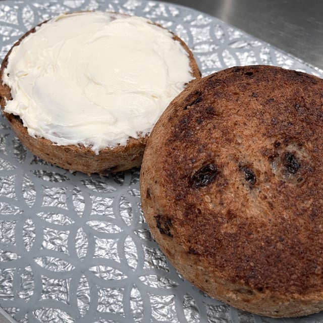 6 Blueberry Bagels (Has Dairy).